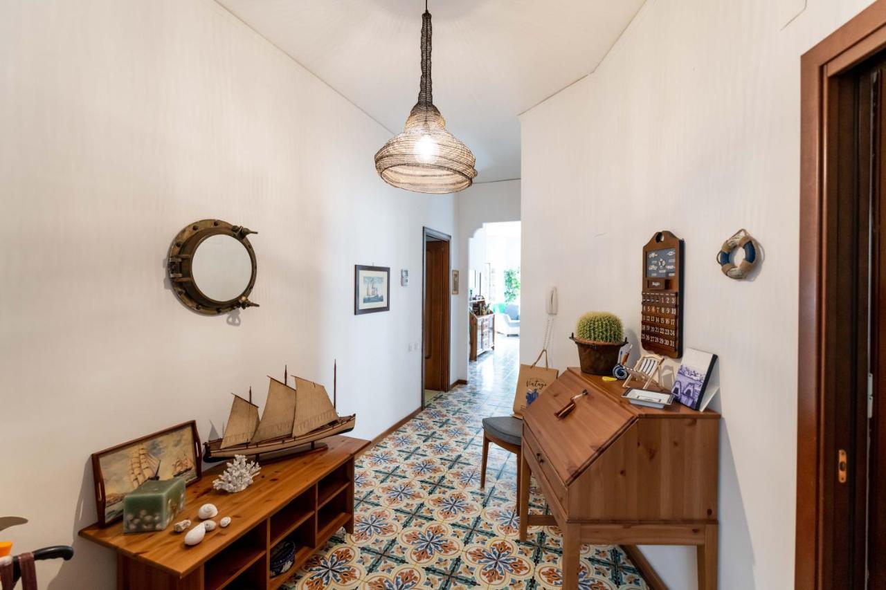 Virginia's Guest House Sorrente Extérieur photo