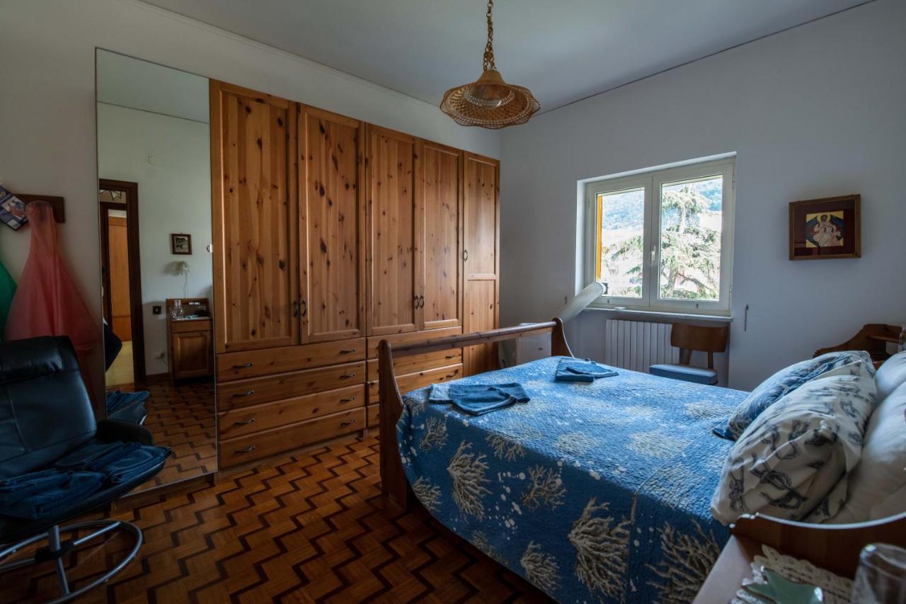 Virginia's Guest House Sorrente Extérieur photo